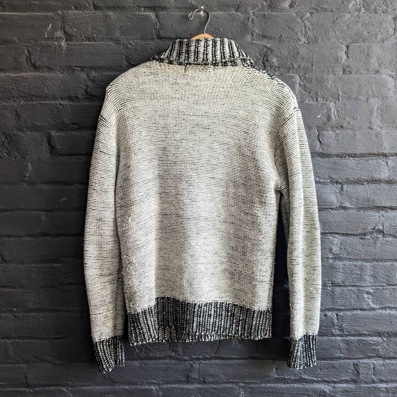 Vintage Wool Chic Cable Knit Black Grey Monotone Chunky Turtleneck Sweater - Picture 4 of 5